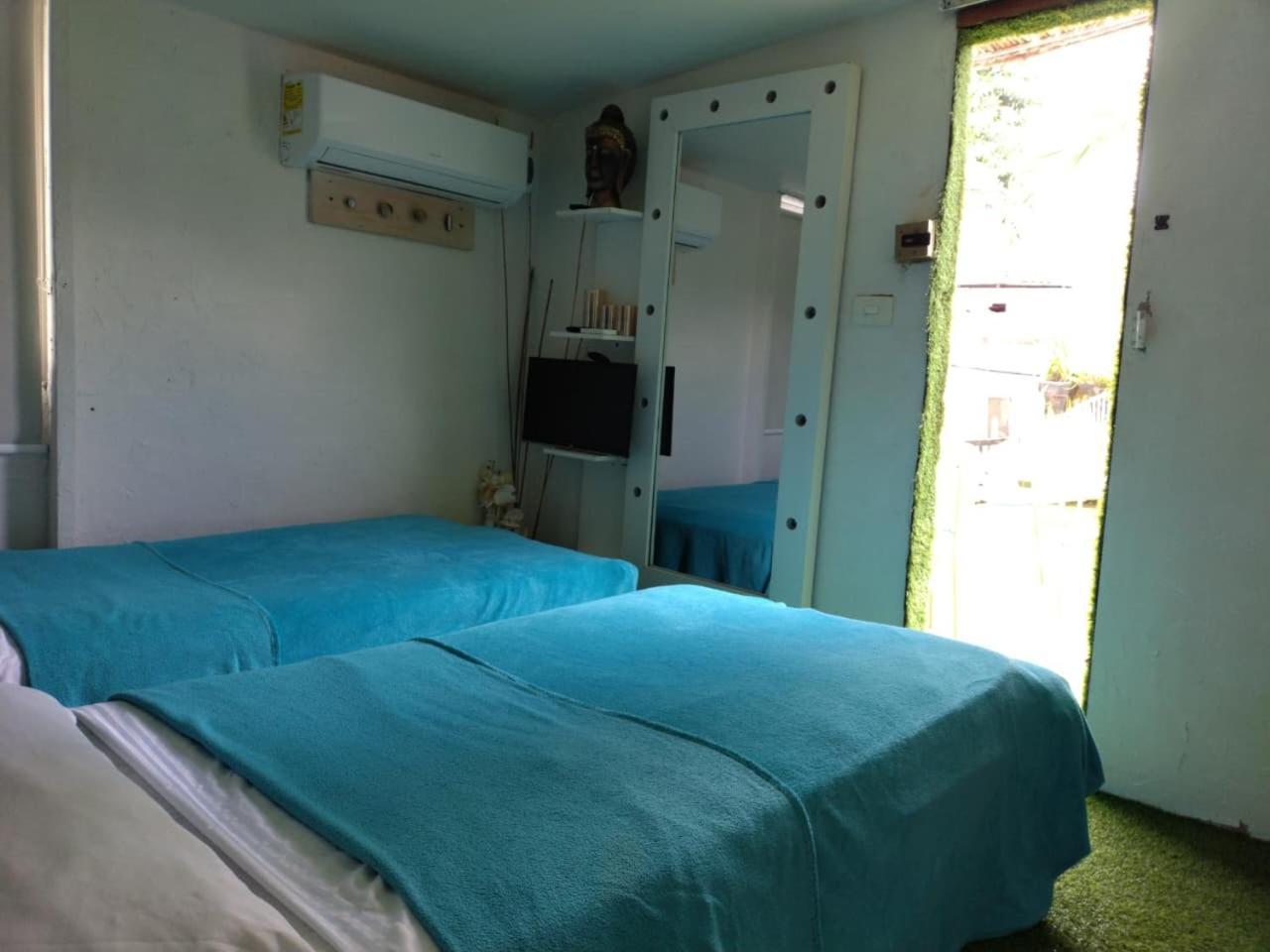 La Antigua Capsula Hostel