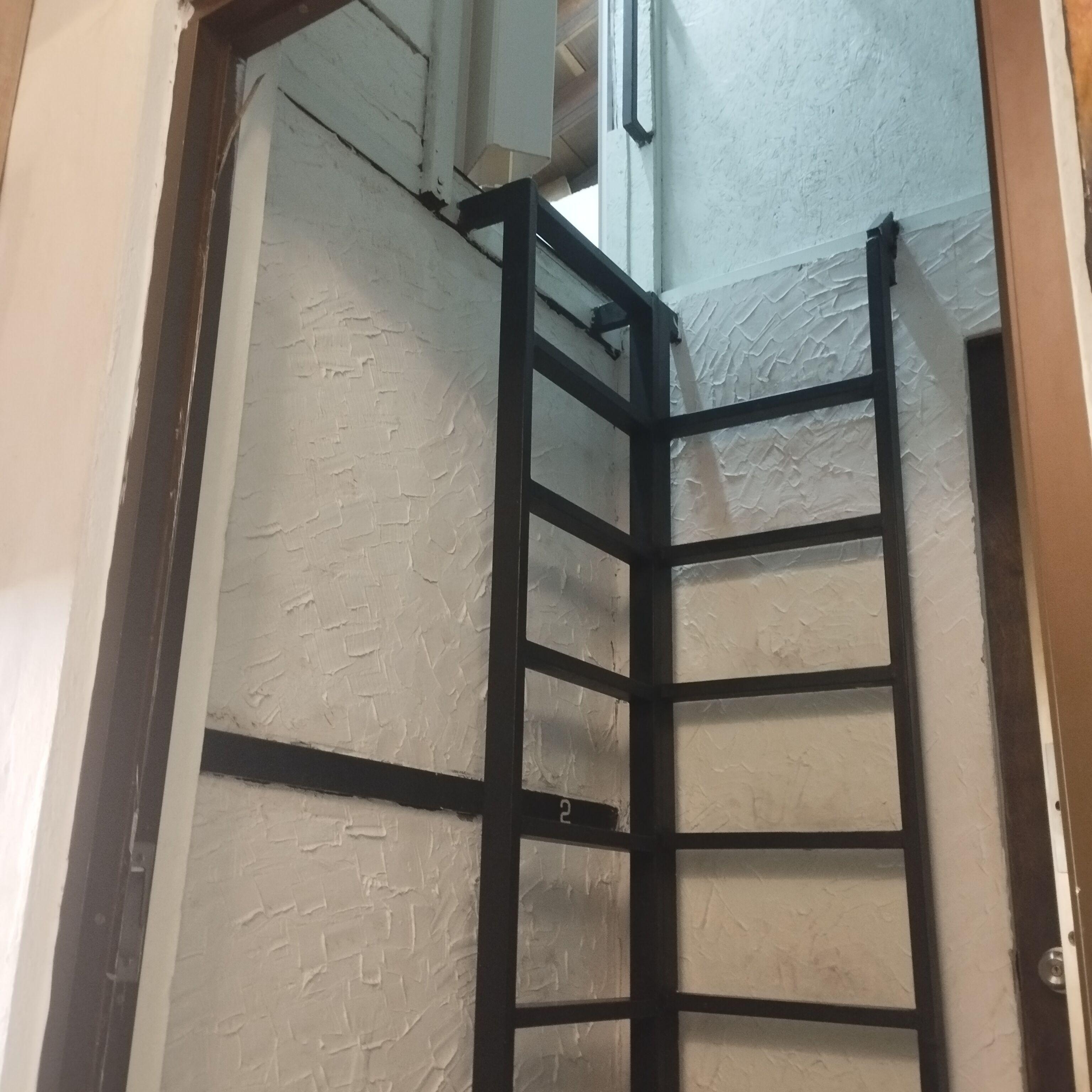 La Antigua Capsula Hostel